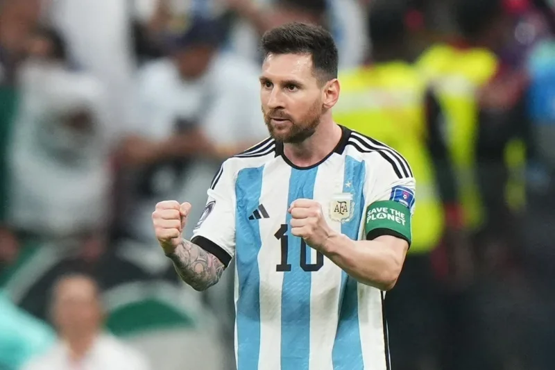 Lionel Messi nổi tiếng với kỹ thuật chuyền banh điêu luyện